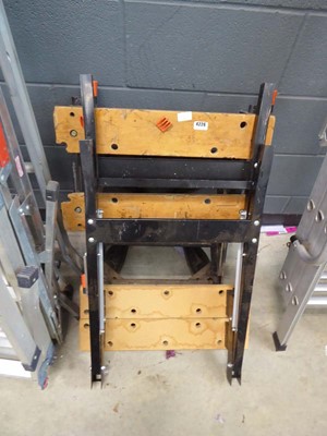 Lot 4226 - 2 pop up workmates