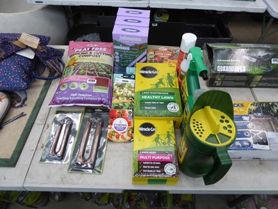 Lot 4260 - Assorted items inc. Miracle Grow lawn...
