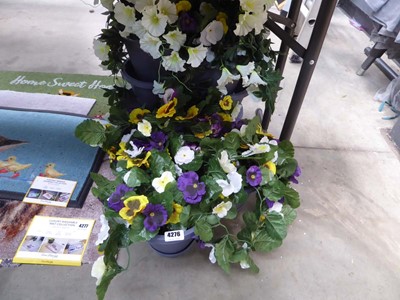 Lot 4276 - 4 plastic garden plant pots with a qty of...