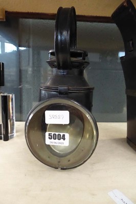 Lot 5004 - Road workers lamp