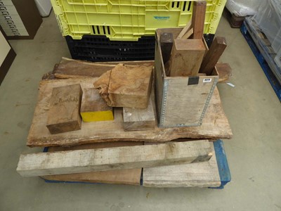 Lot 4373 - Pallet containing an assortment of timber in...