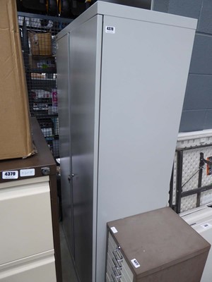 Lot 4378 - Grey metal Bisley stationery cupboard with key