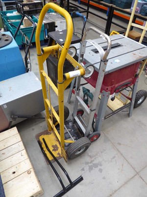 Lot 4385 - 2 metal sack barrows
