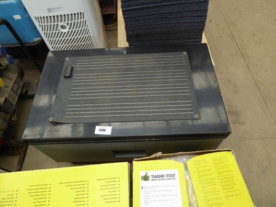 Lot 4388 - Metal side box