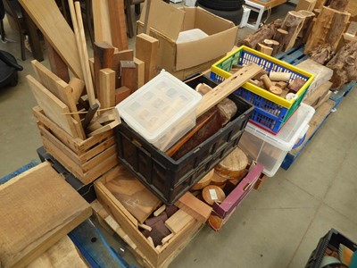 Lot 4422 - Pallet containing an assortment of yew wood...