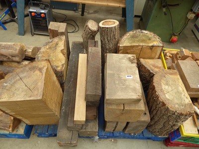 Lot 4429 - Large pallet of mainly oak timbers