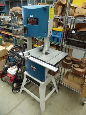 Lot 4432 - Clarke wood worker 305mm 240v band saw