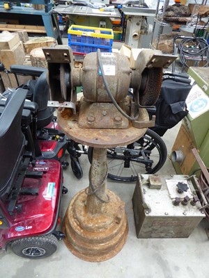 Lot 4418 - 240V double ended bench grinder, mounted on...
