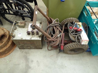 Lot 4419 - Cytringan welding transformer with mobile...