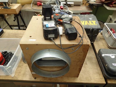 Lot 4475 - Large gecko fan in custom built MDF box and a...