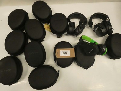 Lot 2421 - 10x pairs of WorWoder headphones and 2x Sena...