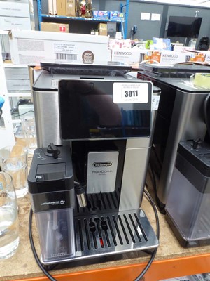 Lot 3011 - Unboxed De'Longhi PrimaDonna Soul coffee machine