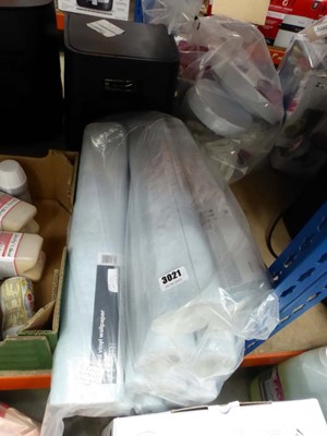 Lot 3021 - Approx. 10 rolls of designer wallpaper