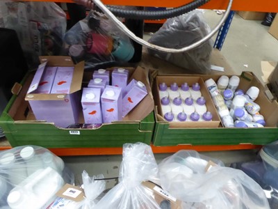Lot 3023 - 2 trays of Nestlé children's drinks, plus...