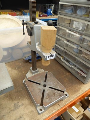 Lot 4485 - Bench mounted drill press