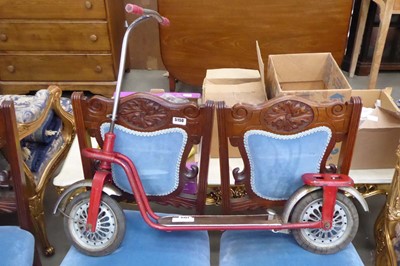 Lot 5151 - Vintage child's scooter