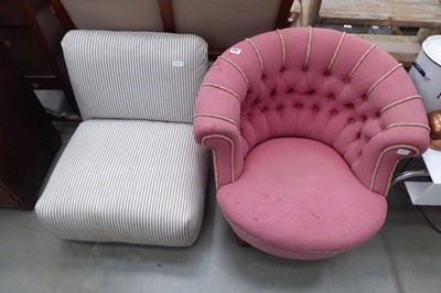 Lot 5157 - Easy chair in striped fabric and a Tub chair