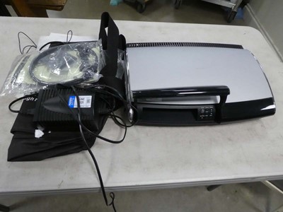 Lot 2241 - Bose media centre, model AV18, with chargers etc.