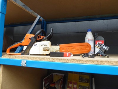 Lot 4510 - Stihl petrol chainsaw with an assortment of...