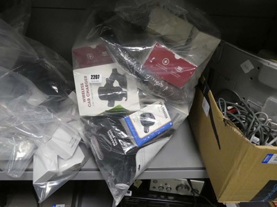 Lot 2207 - Bag of various items inc. car chargers, tail...