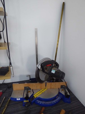 Lot 4515 - Record Power RSCM12 compound mitre saw