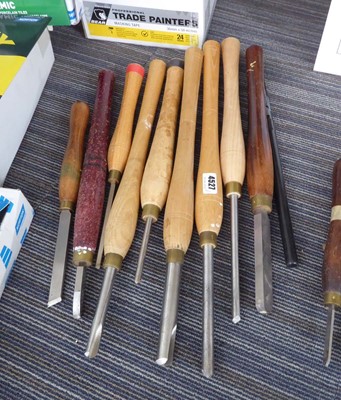 Lot 4527 - 10 assorted wood turning chisels to include 4...