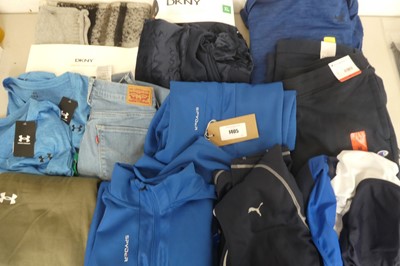 Lot 1405 - Approx. 14 branded items of clothing to...