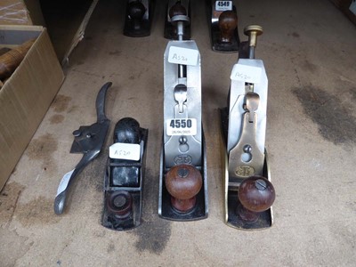 Lot 4550 - 4 assorted wood working planes, brands to...