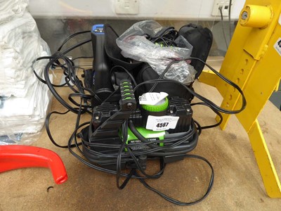 Lot 4567 - 3 assorted Bonaire tyre inflators
