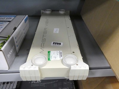 Lot 2255 - Master View plus KVM switchbox model CS138A