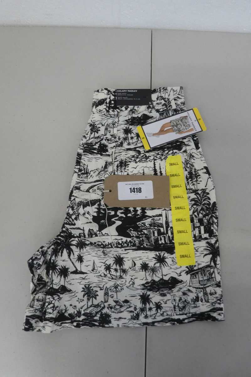 Lot 1418 - Approx. 30 Hilary Radley high waist shorts