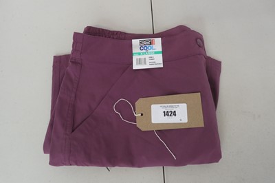 Lot 1424 - Approx. 20 ladies 32 degrees cool skorts