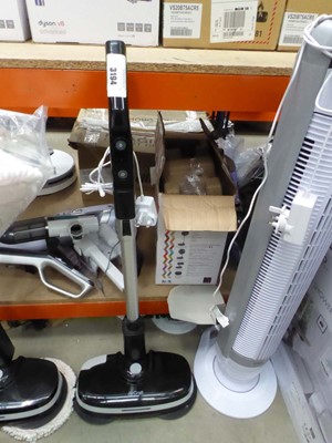 Lot 3194 - AirCraft cordless hard floor cleaner, with...