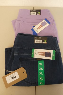 Lot 1454 - Approx. 30 S.C & Co denim skorts