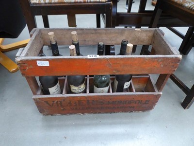 Lot 5218 - Vintage pine bottle box and 8 empty wine bottles