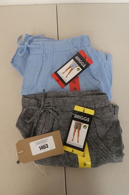 Lot 1463 - Approx. 30 Briggs linen shorts