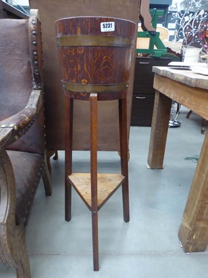 Lot 5231 - Oak barrel plant stand