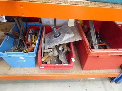 Lot 4629 - 3 boxes of assorted tools inc. plasterers...