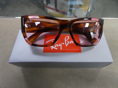 Lot 2309 - Boxed pair of Ray ban sunglasses