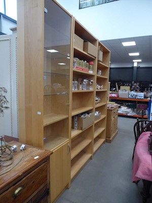 Lot 5310 - 3 x Maple finished book cases