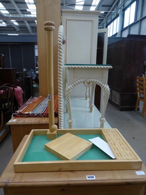 Lot 5319 - Small pub skittles game