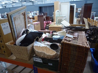 Lot 5412 - Wicker picnic basket, seagrass basket, plus...