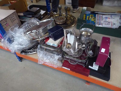 Lot 5426 - Large quantity of silverplate, to include...
