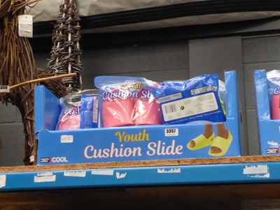 Lot 3357 - Tray of 32 degree cool youth cushion sliders