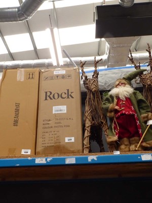 Lot 3359 - 3 piece The Rock suitcase set
