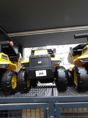 Lot 3376 - Cat ride on truck