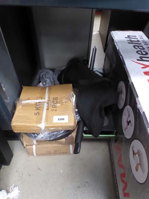 Lot 3390 - Lot containing weight plates, dumbells, etc