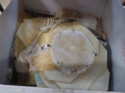 Lot 5452 - Box containing quantity of placemats, table...