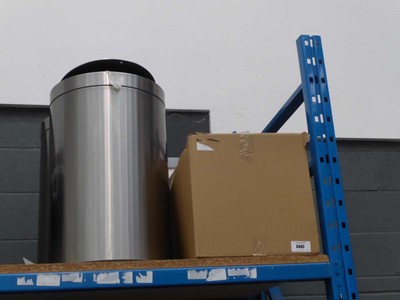 Lot 3493 - Box of bins