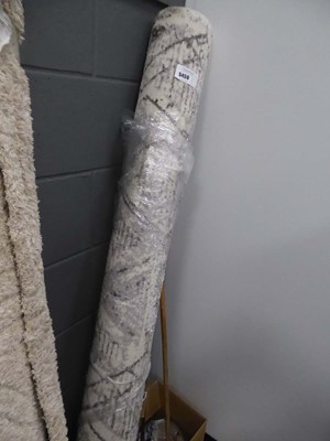 Lot 5459 - Beige silver and grey patterned mat